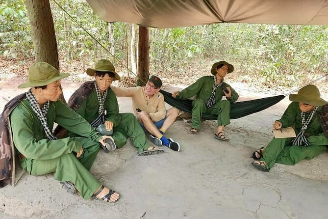 Guided Cu Chi Tunnels Half-day Private Tour - Exploring Cu Chi Tunnels