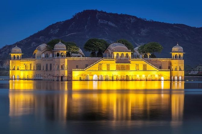 Guided Jaipur Tour by Day & Night With Traditional Indian Dinner - Important Information to Note