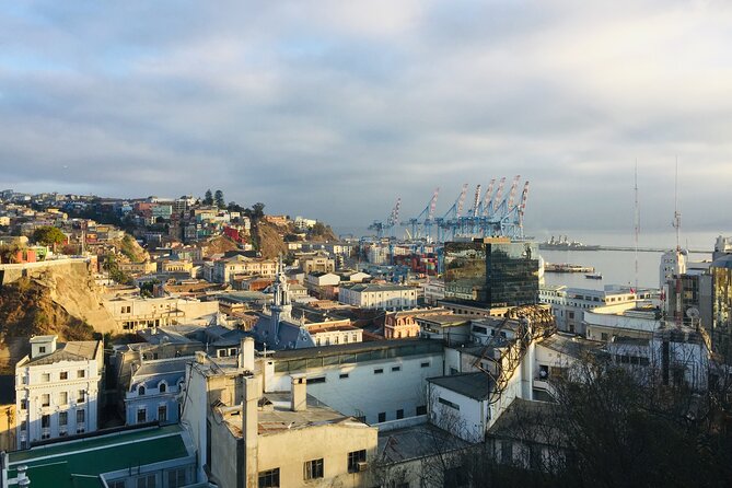 Guided Panoramic Tour in Valparaíso - Included Amenities