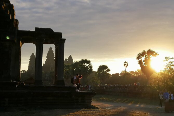 Half Day Angkor Wat Tour - Meeting and Pickup Details