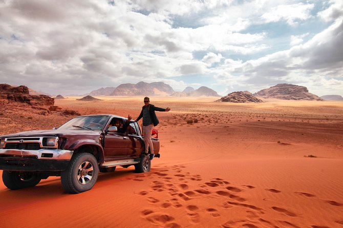 Half-Day Jeep Tour: Wadi Rum Images - Key Stops Along the Route