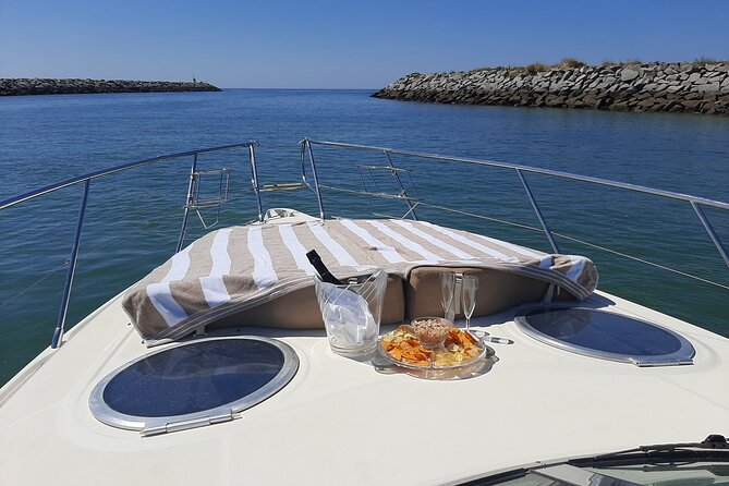 Half-Day Private Cruise With Drinks, Snacks and Paddleboards - Tour Highlights