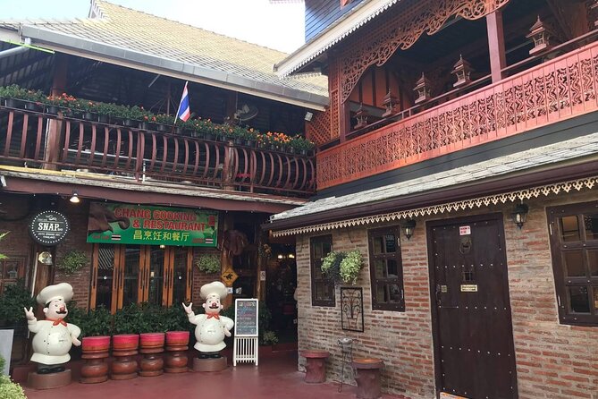 Half-Day Thai Cuisine Cooking Experience in Chiang Mai - Meeting and Pickup Details