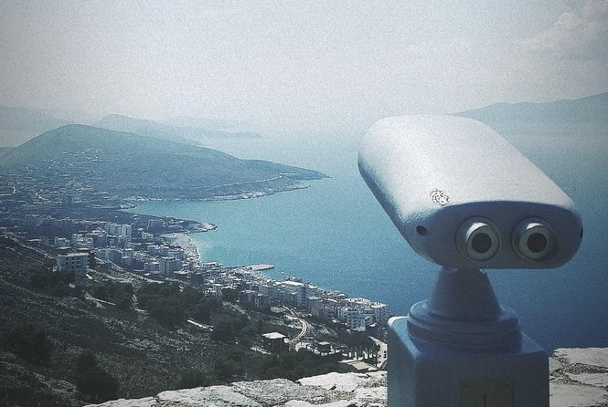 Half-day Tour in South Albania (Blue Eye, Lekursi Castle, Ksamil) - Discovering Lekursi Castle