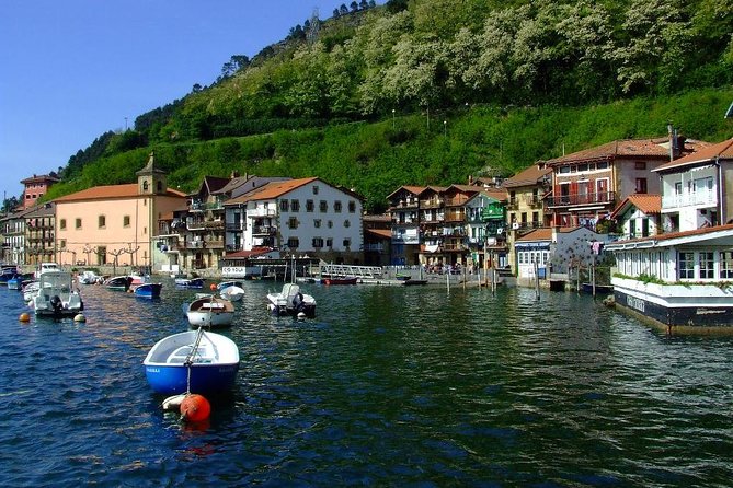 Hike From San Sebastian to San Pedro Across St.James Way (Camino) - Getting to the Starting Point