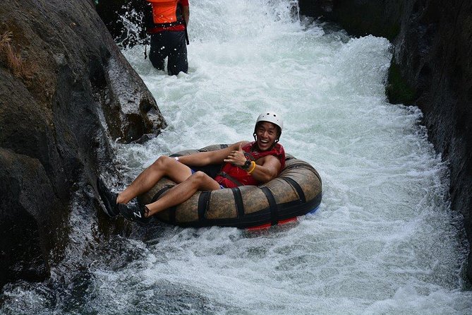 Hiking and Tubing at Rincon De La Vieja From Guanacaste Area - Exploring Rincon De La Viejas Geothermal Features