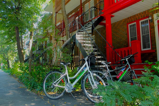 Historical Lower Town & Neighborhoods Bike Tour - Key Attractions Explored
