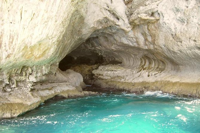 Island Tour With Stop by Blue Grotto (Yellow Line) - Accessibility, Timing, and Meeting Information