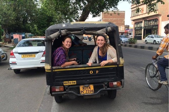 Jaipur Local Day Tour by Tuk Tuk (Auto Rickhsaw) - All Inclusive - Photography at Jal Mahal