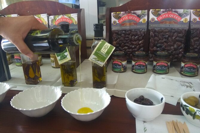 Katakolon Shore Excursion: Premium Skip-the-Lines Olympia & Free Olive Oil Tasting Tour - Traveler Reviews and Experiences