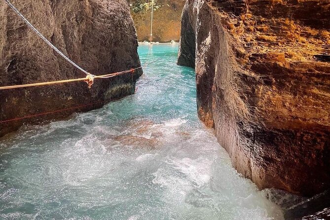 La Leona Waterfall Extreme Hiking -swimming & Hot Springs Tour - Fitness Considerations