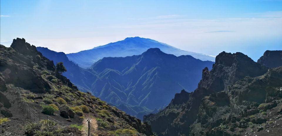 La Palma: Return Bus Transfer to Roque De Los Muchachos - Shared Bus Transfer Included