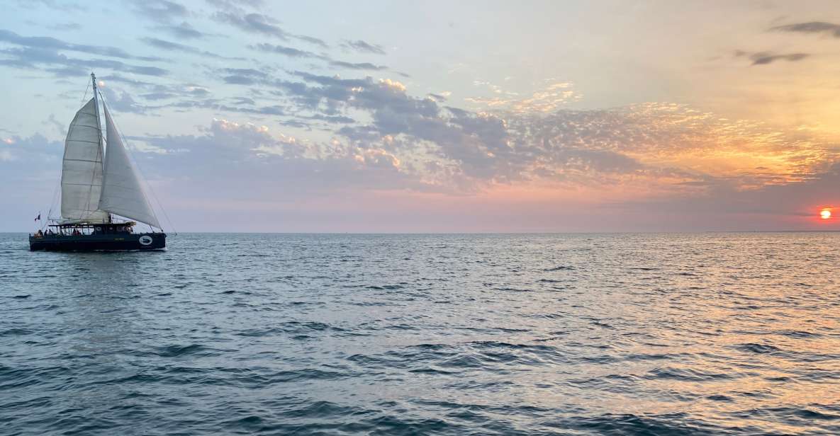 La Rochelle: Sailing Cruise - The Columbus Sailboat