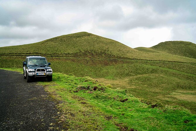 Lakes and Volcanoes Private Jeep Tour (Full Day) - Tour Operator Details