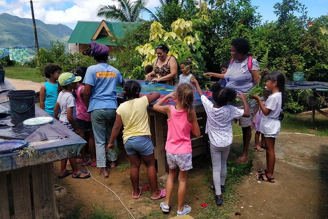 Learn the Traditional Seychelles Art of Sun Printing With Local Textile Designer - Participant Experience and Atmosphere