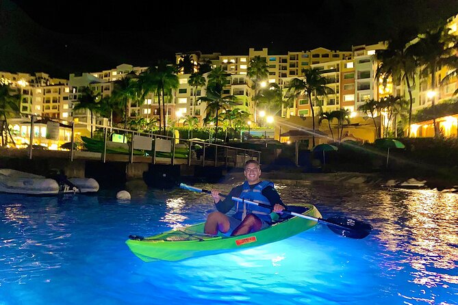 LED Illuminated Kayak After Dark at Marriott Frenchmans Cove STT - Meeting and Check-in Process