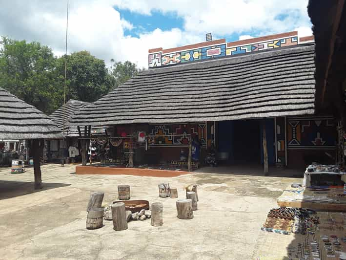 Lesedi Cultural Village: - Transportation and Accessibility