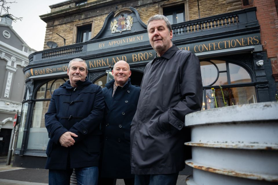 Liverpool: Music Icons Tour With 90S Band the Farm - Exploring Liverpools Music Landmarks