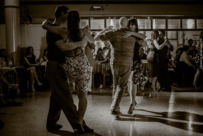 Local Tango Milonga With Lesson and Transfers - What to Expect at the Milonga