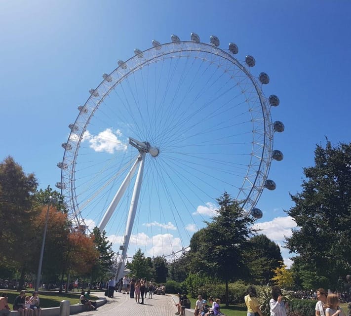 London: Taxi 50+ Sights Private Tour & London Eye Ride - Tour Experience