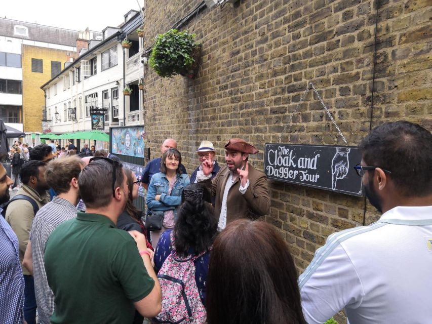 London: the Cloak & Dagger Tour: History Brought to Life! - Gruesome Stories Untold in Guidebooks