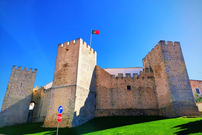Loule and Estoi Palace Premium Private > VTours Algarve - Castelo De Loule