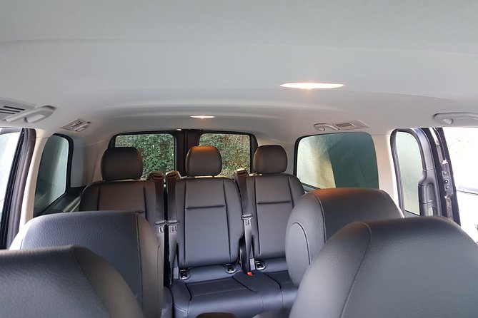 Luxury Minivan From Charleroi Airport to the City of Brussels - Pickup and Drop-off