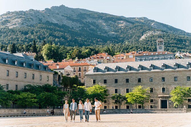 Madrid to Escorial, Valle De Los Caídos & Segovia: Optional Lunch - Additional Information