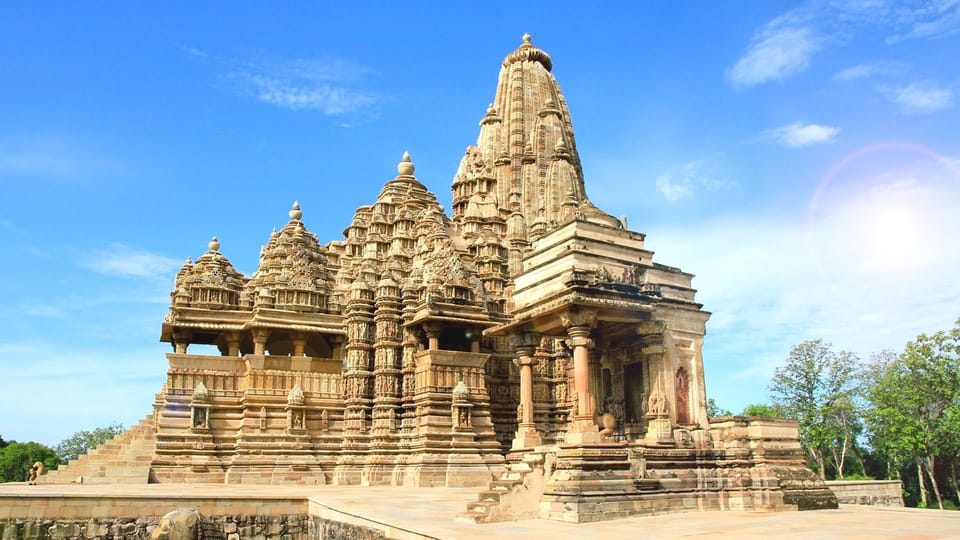 Memorable, Delhi, Agra With Khajuraho Tour (05n / 06d) - Arrival and Exploration in Delhi