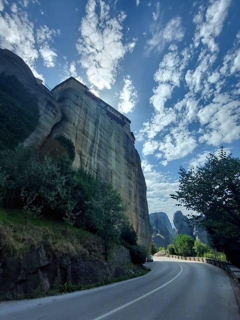 Meteora: Private Tour to the Meteora Highlights - Vehicle and Driver