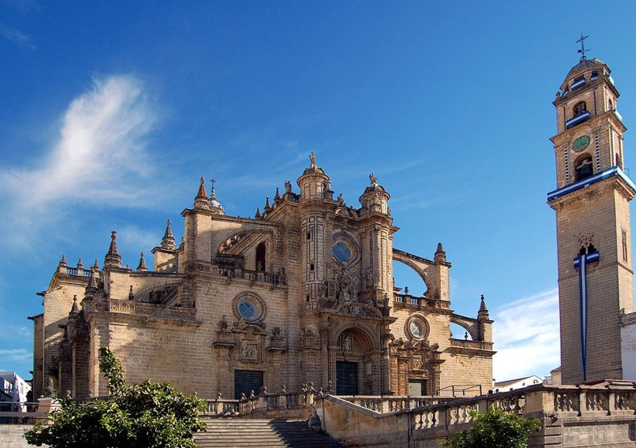 Monumental Jerez Guided Tour - Inclusions