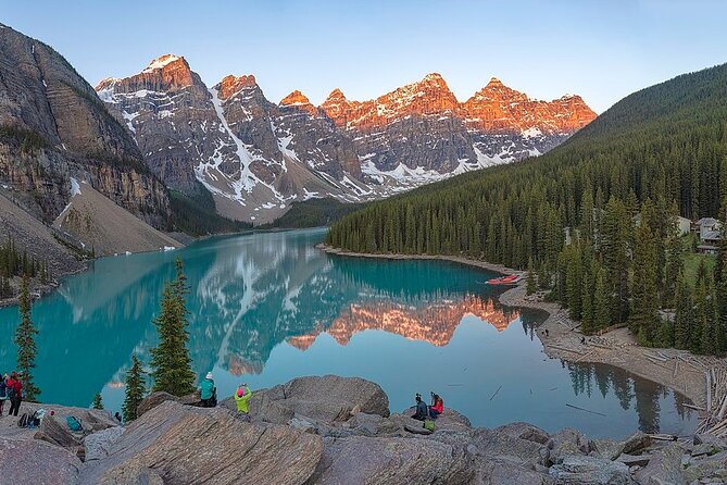 Moraine Lake and Lake Louise Tour Half Day - Meeting and Pickup