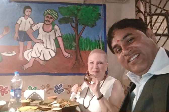 Morning Boat and Old City Tour With Official Tour Guide in Varanasi - Inclusions and What to Expect