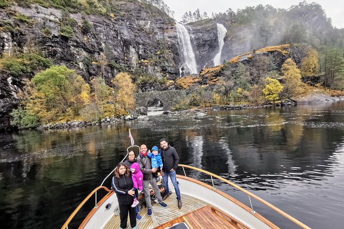 Mostraumen Private Pontoon Cruise - Tour Highlights