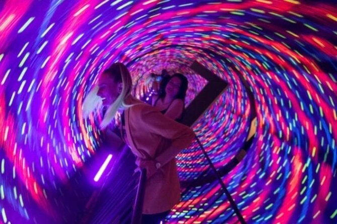 Museum of Illusions Admission in Toronto - Visitor Experience