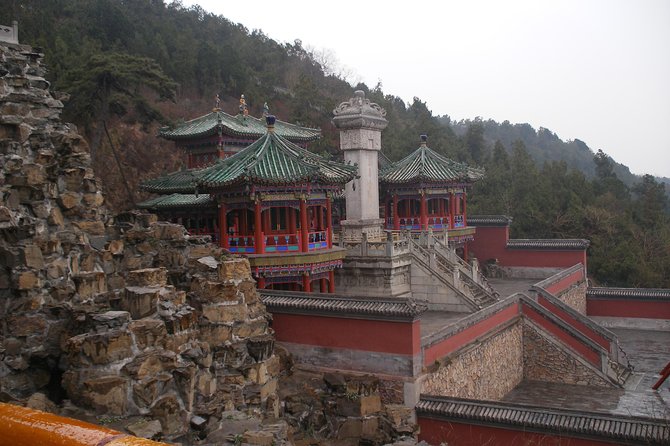 Mutianyu Great Wall and Summer Palace Private Tour With Acrobatic Show Option - Exploring the Summer Palace