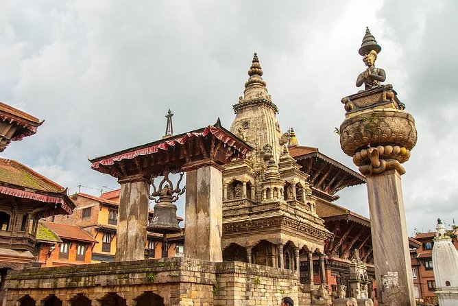 Nagarkot Sunrise With Trip to Changu Narayan Temple and Bhaktapur Durbar Square - Exploring Bhaktapur Durbar Square
