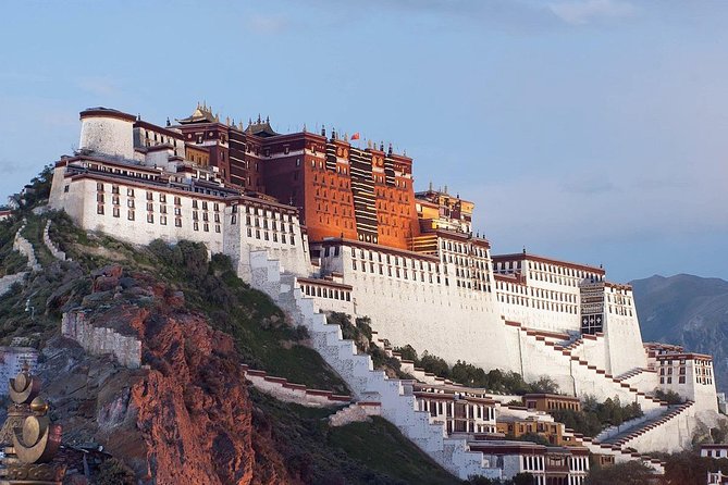 Nepal, Tibet & Bhutan Tour Start & End in Kathmandu, Visit Lhasa, Paro & Thimpu - Pickup and Meeting Details