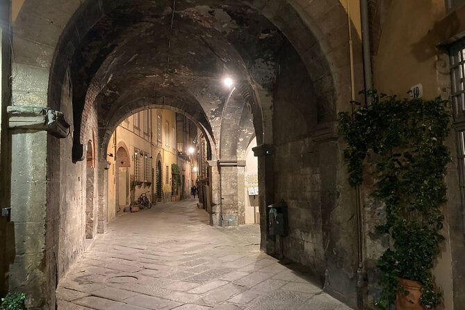 Night Walking Tour in Lucca - Highlights of the Experience
