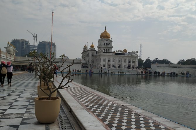 Old Delhi and Temples Tour With a Local - Old Delhi Walking Experience