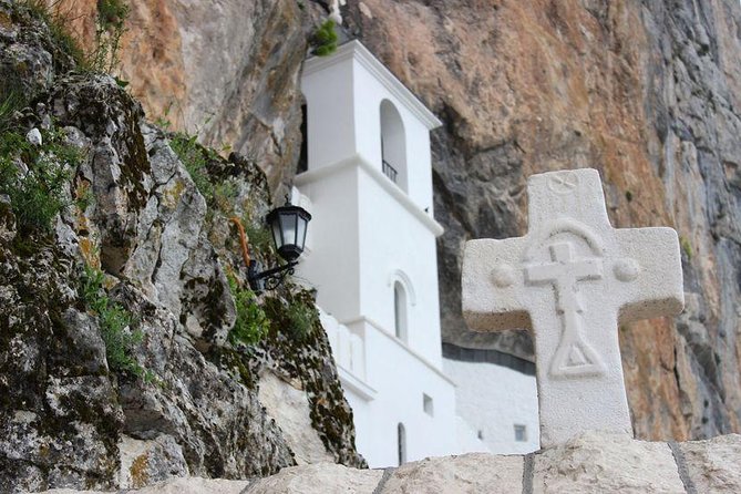 Ostrog Monastery Tour - Monastery History and Significance