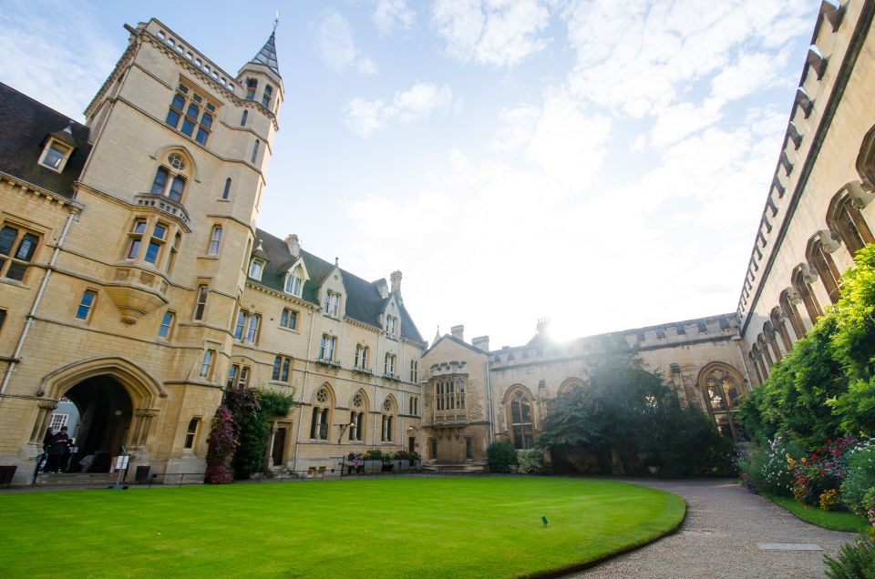 Oxford: University and City Walking Tour With Alumni Guide - Inclusions and Benefits