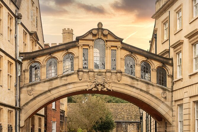 Oxford Walking Tour - Discover Its University and Traditions - Exploring Historic Oxford Landmarks