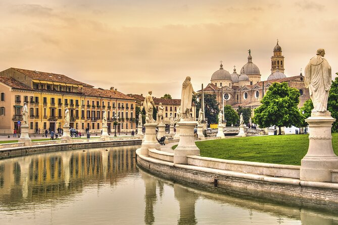 Padua: 2-Hour Private Guided Walking Tour - Meeting and Accessibility
