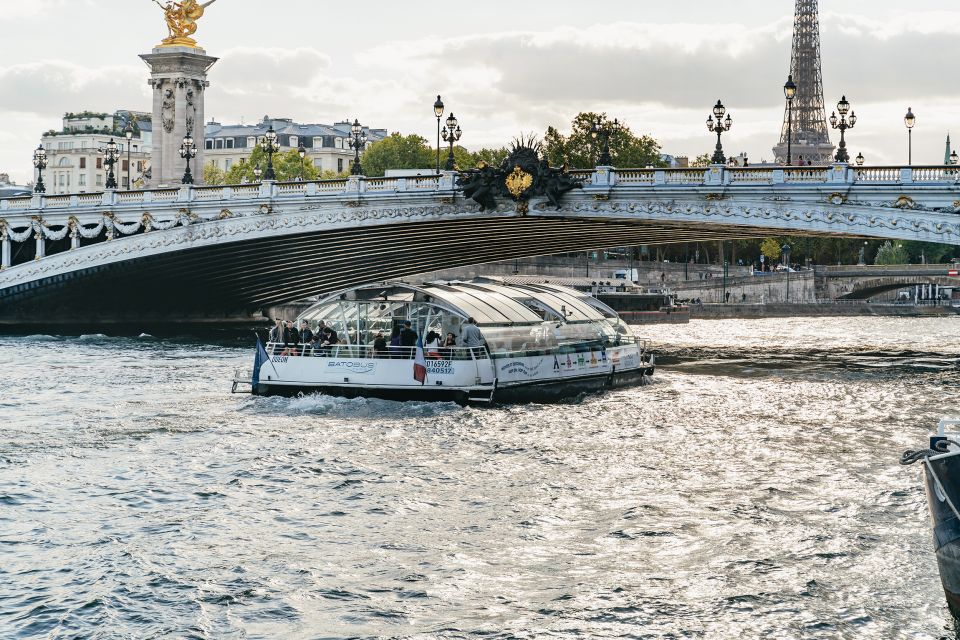 Paris: Batobus Hop-On Hop-Off Sightseeing Cruise - Panoramic Views From the Boats