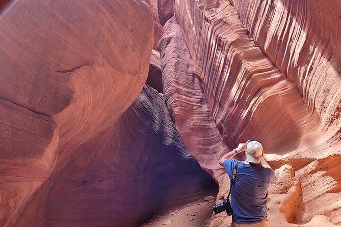 Peekaboo Slot Canyon Tour UTV and Hiking Adventure (Private) - Tour Accessibility Information