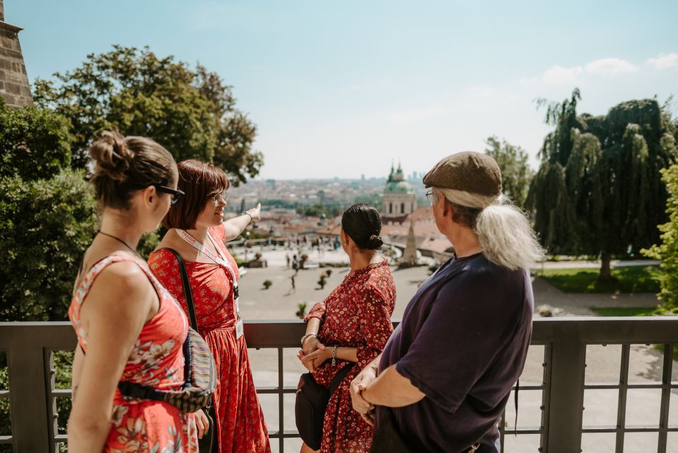 Prague: 3h Private Tour of Prague Castle, Admission Incl. - Tour Experience