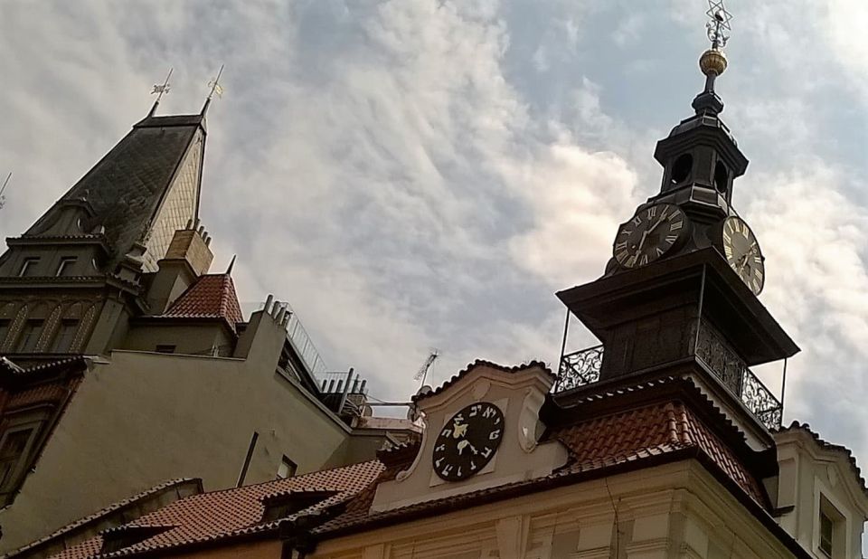 Prague: Old Town and Jewish Quarter Guided Walking Tour - Experience and Learning