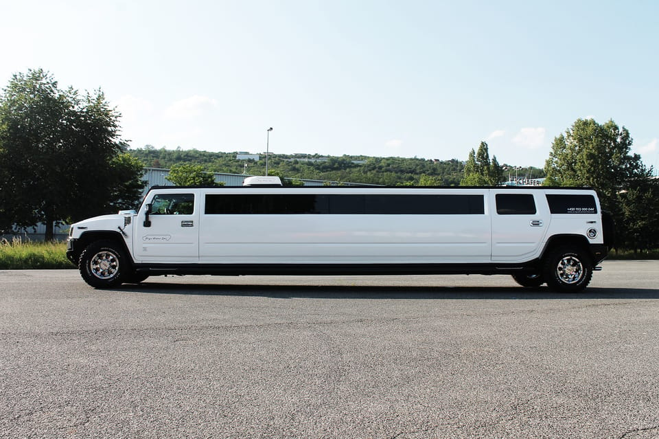 Prague: Private Hummer-Limousine Transfer - Enjoy a Luxurious Ride