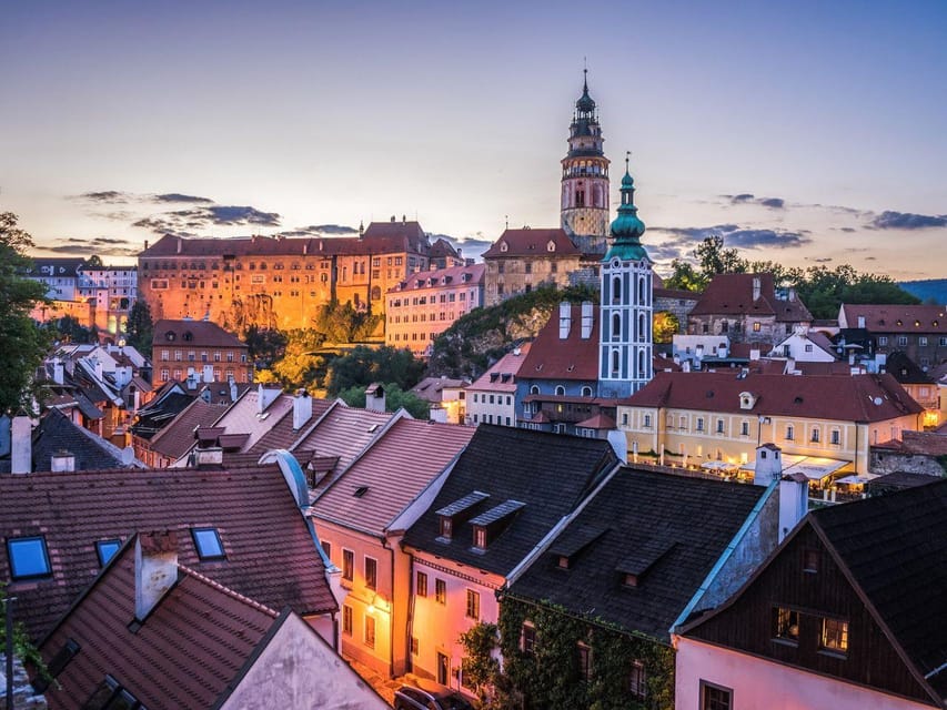 Prague: Transfer to Vienna via Fabulous Cesky Krumlov - Tour Experience